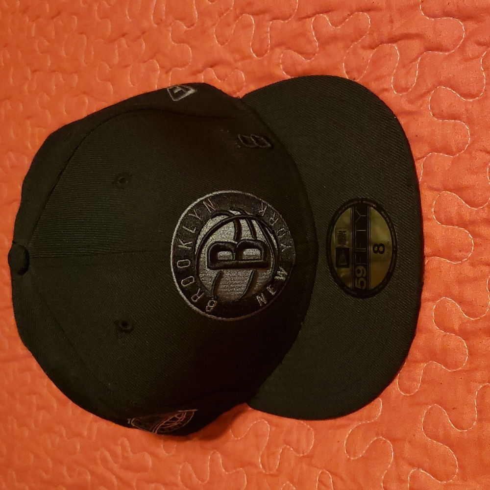 Men's Black Brooklyn New York NBA Eastern Conference New Era 5950 Hat size 8